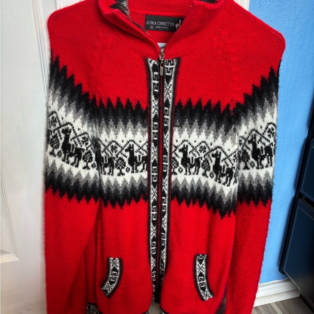 Women’s alpaca hair sweater